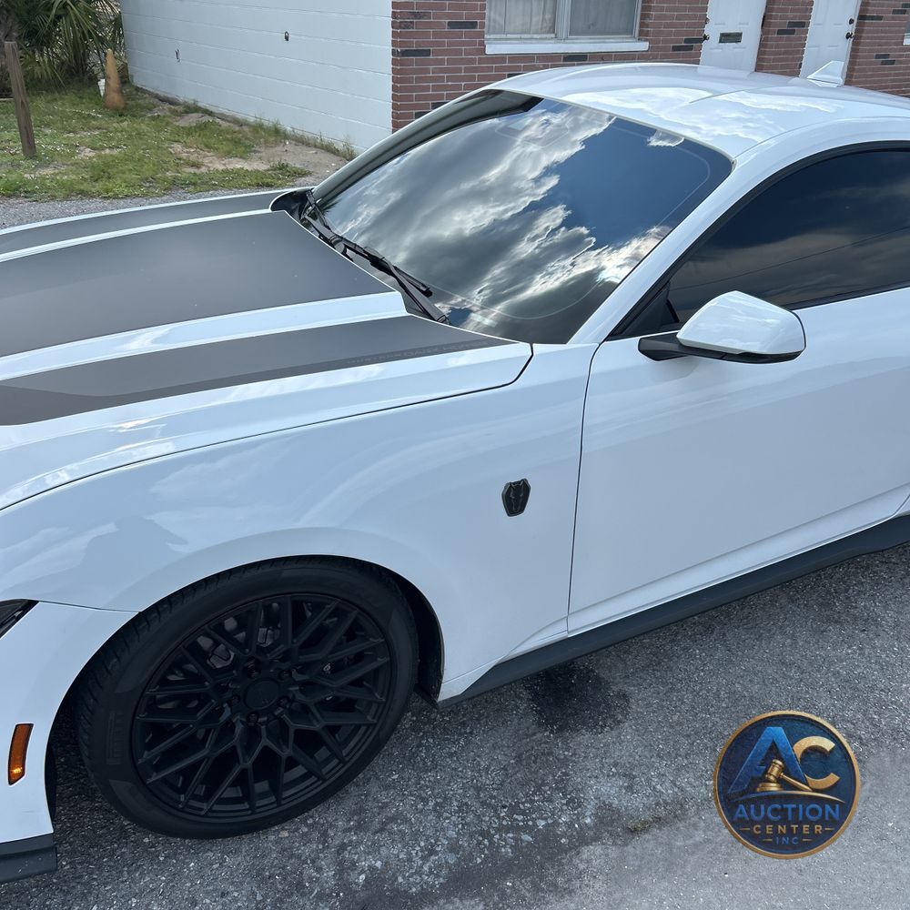 2024 Ford Mustang Dark Horse