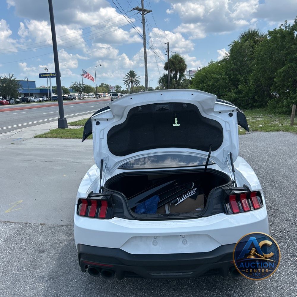 2024 Ford Mustang Dark Horse