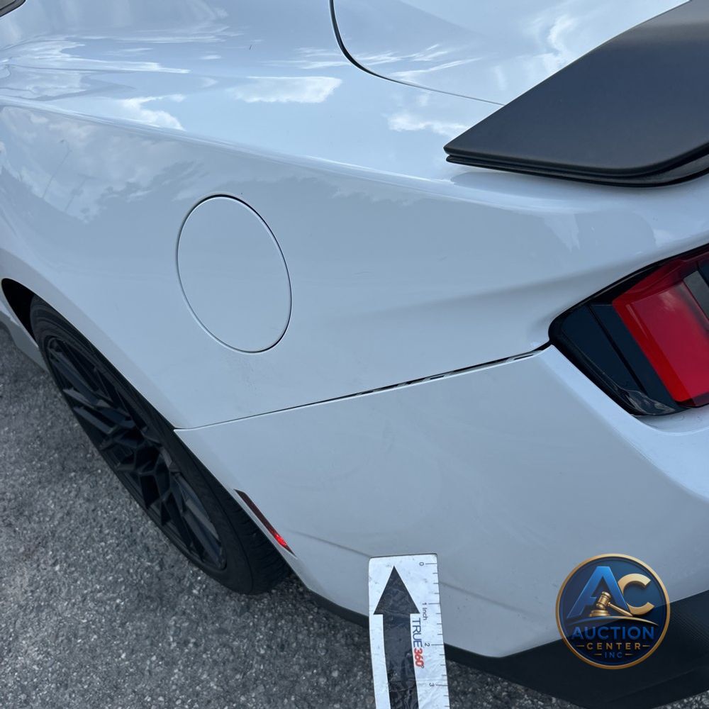 2024 Ford Mustang Dark Horse