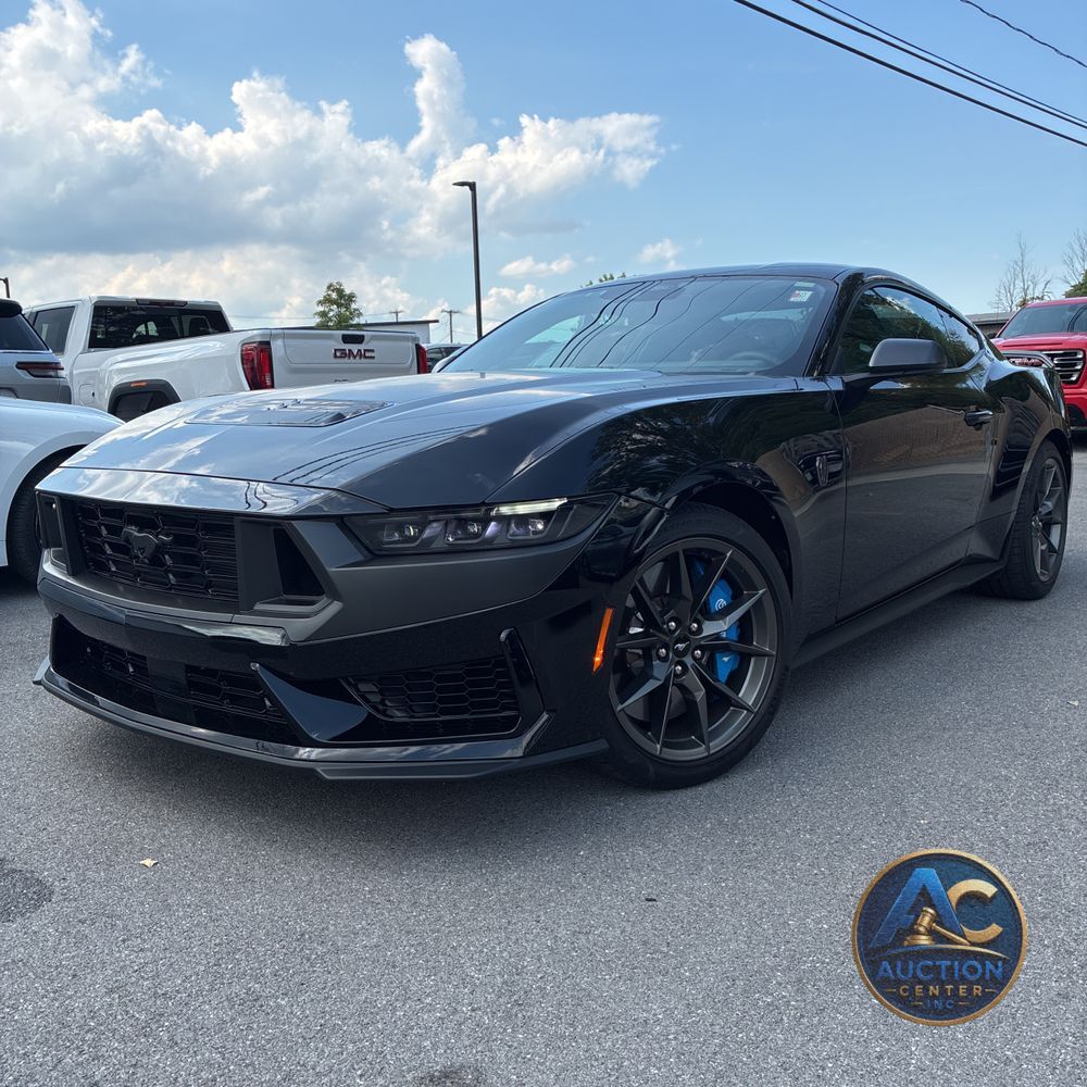 2024 Ford Mustang Dark Horse