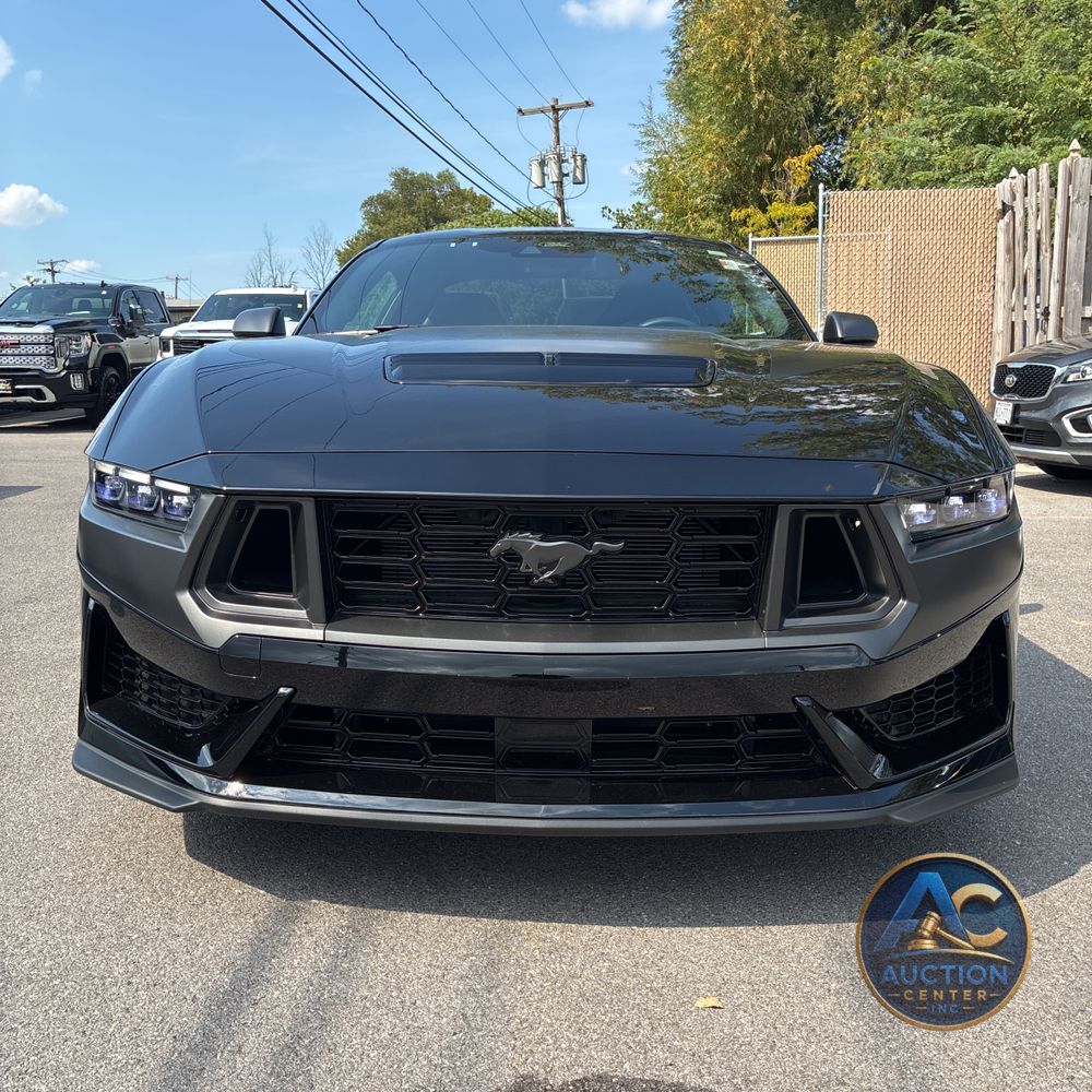 2024 Ford Mustang Dark Horse