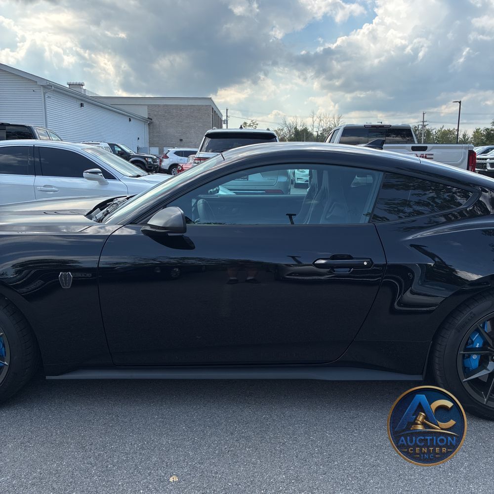 2024 Ford Mustang Dark Horse