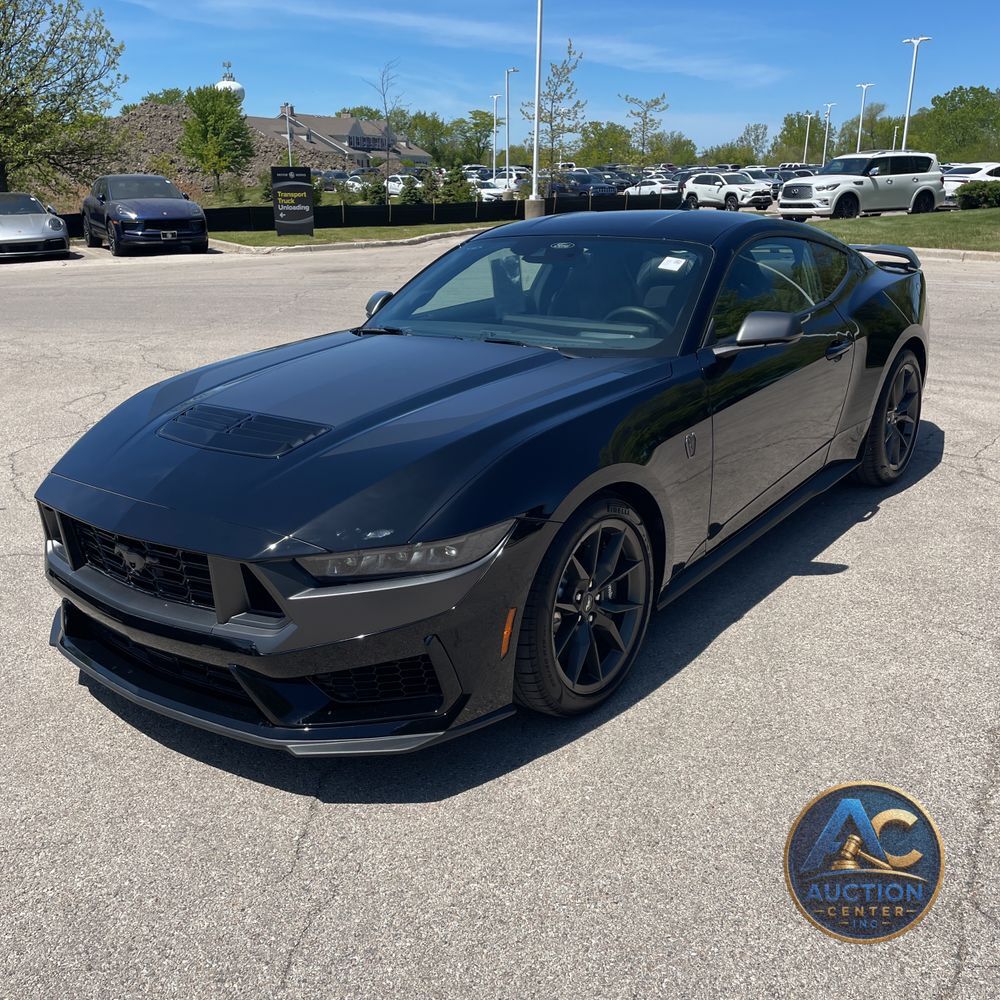 2026 Ford Mustang Dark Horse