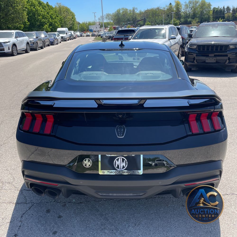 2026 Ford Mustang Dark Horse