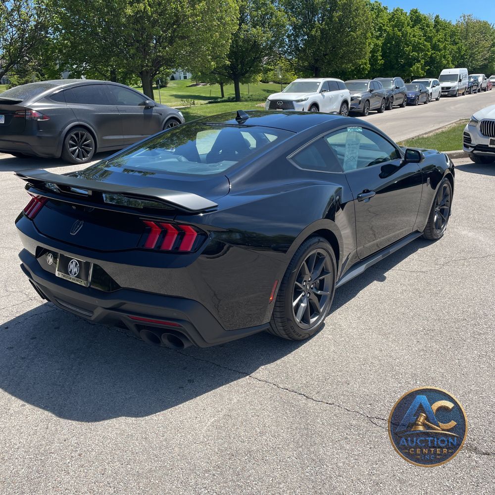 2026 Ford Mustang Dark Horse