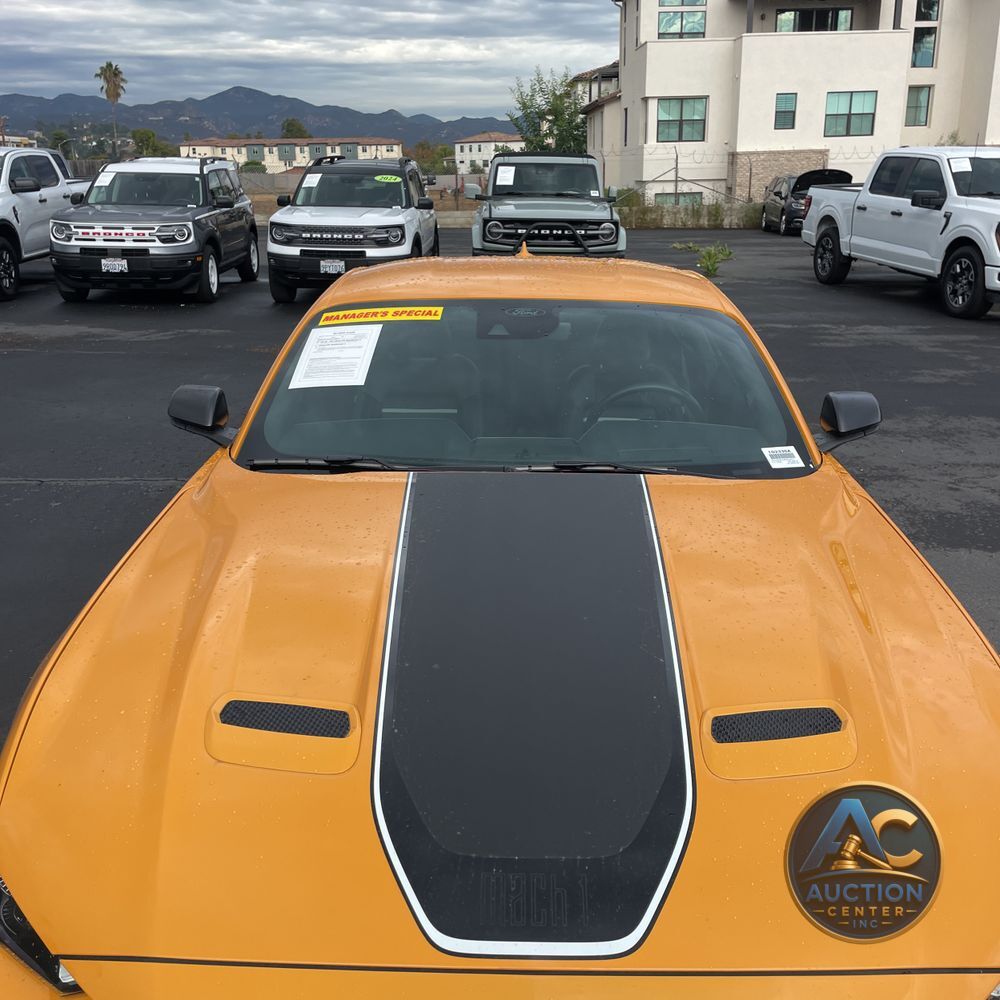 2022 Ford Mustang Mach 1