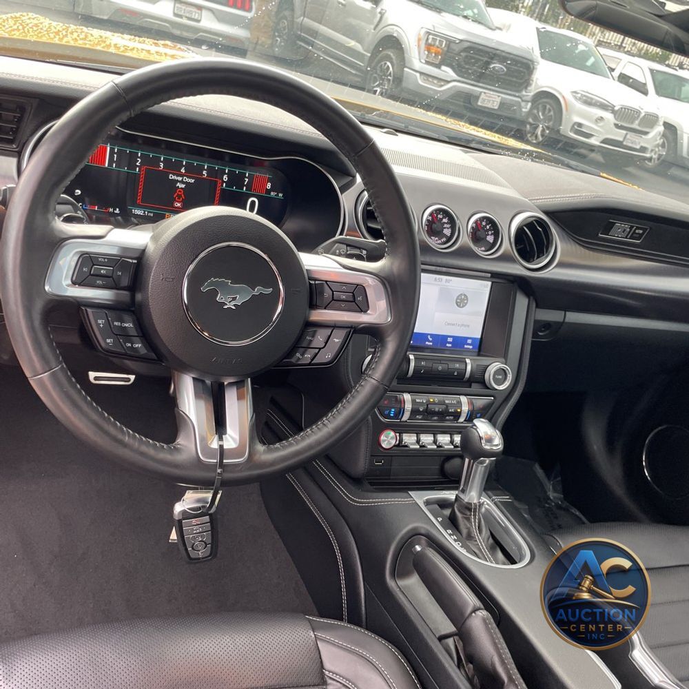 2022 Ford Mustang Mach 1