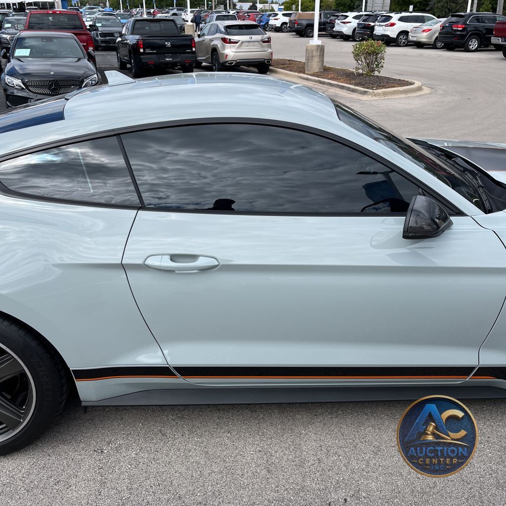 2022 Ford Mustang Mach 1