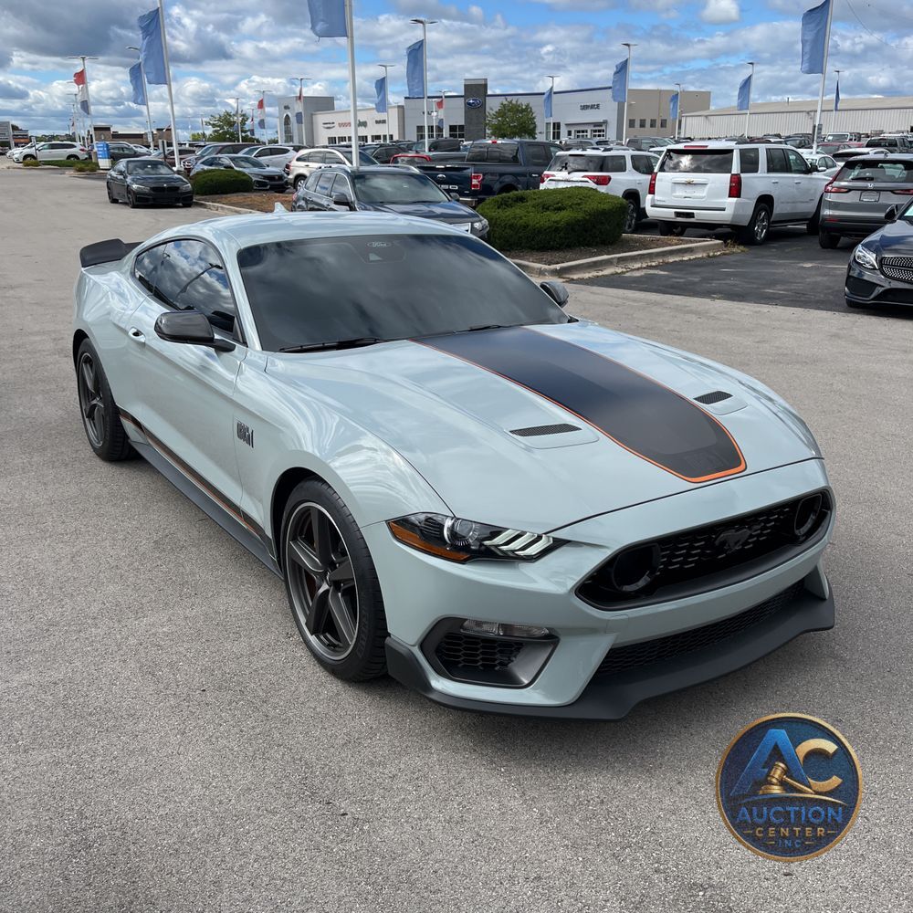 2022 Ford Mustang Mach 1