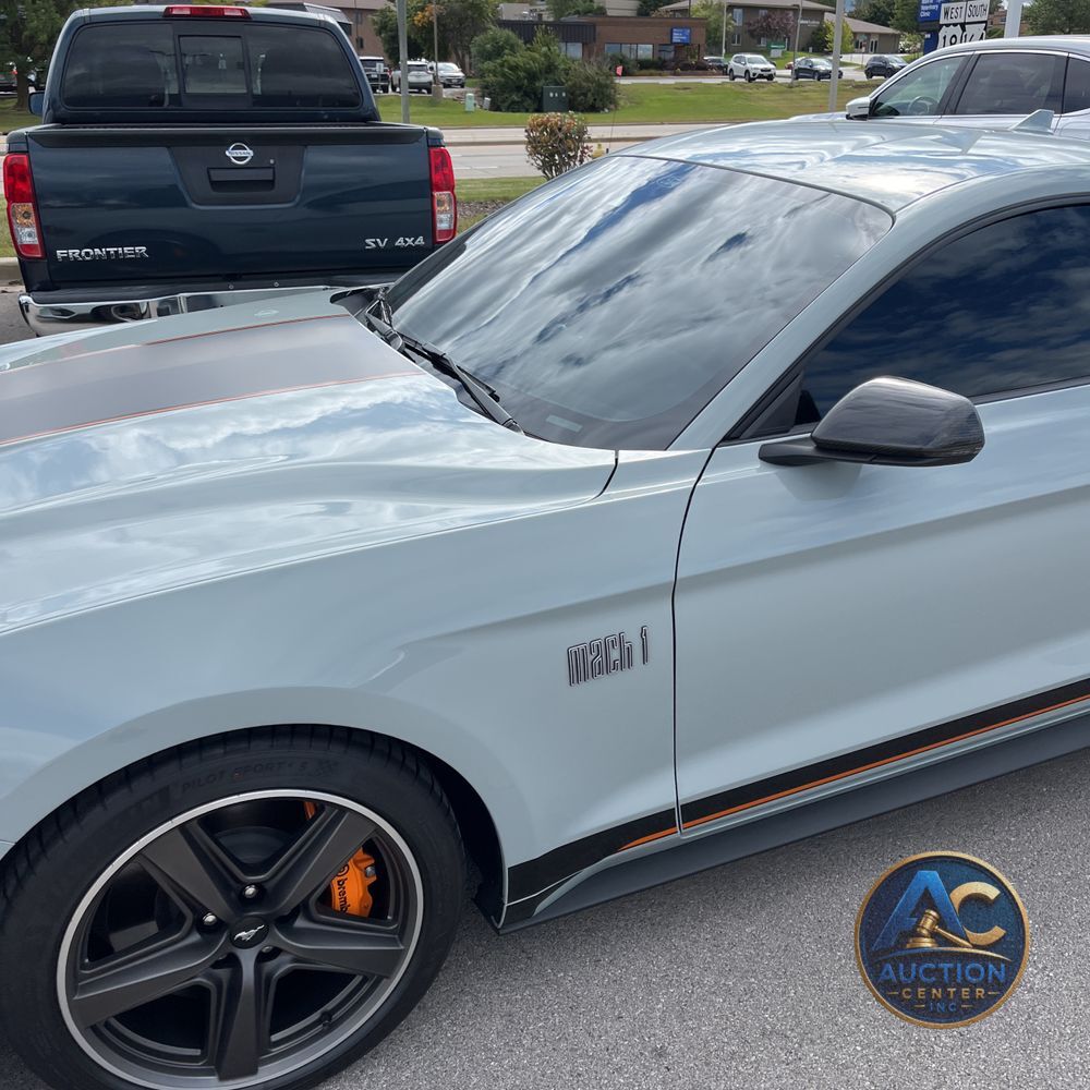 2022 Ford Mustang Mach 1