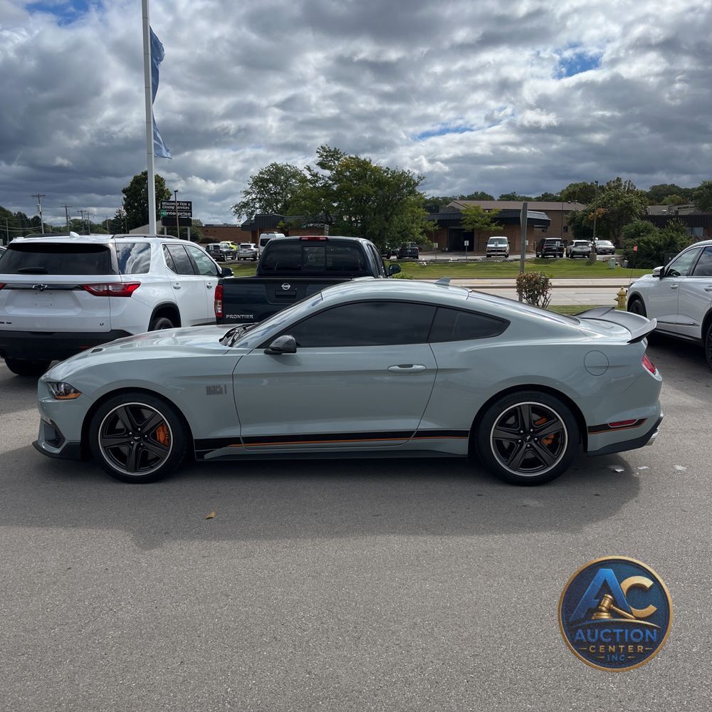 2022 Ford Mustang Mach 1