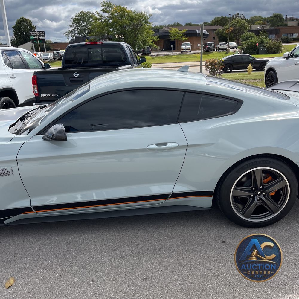 2022 Ford Mustang Mach 1