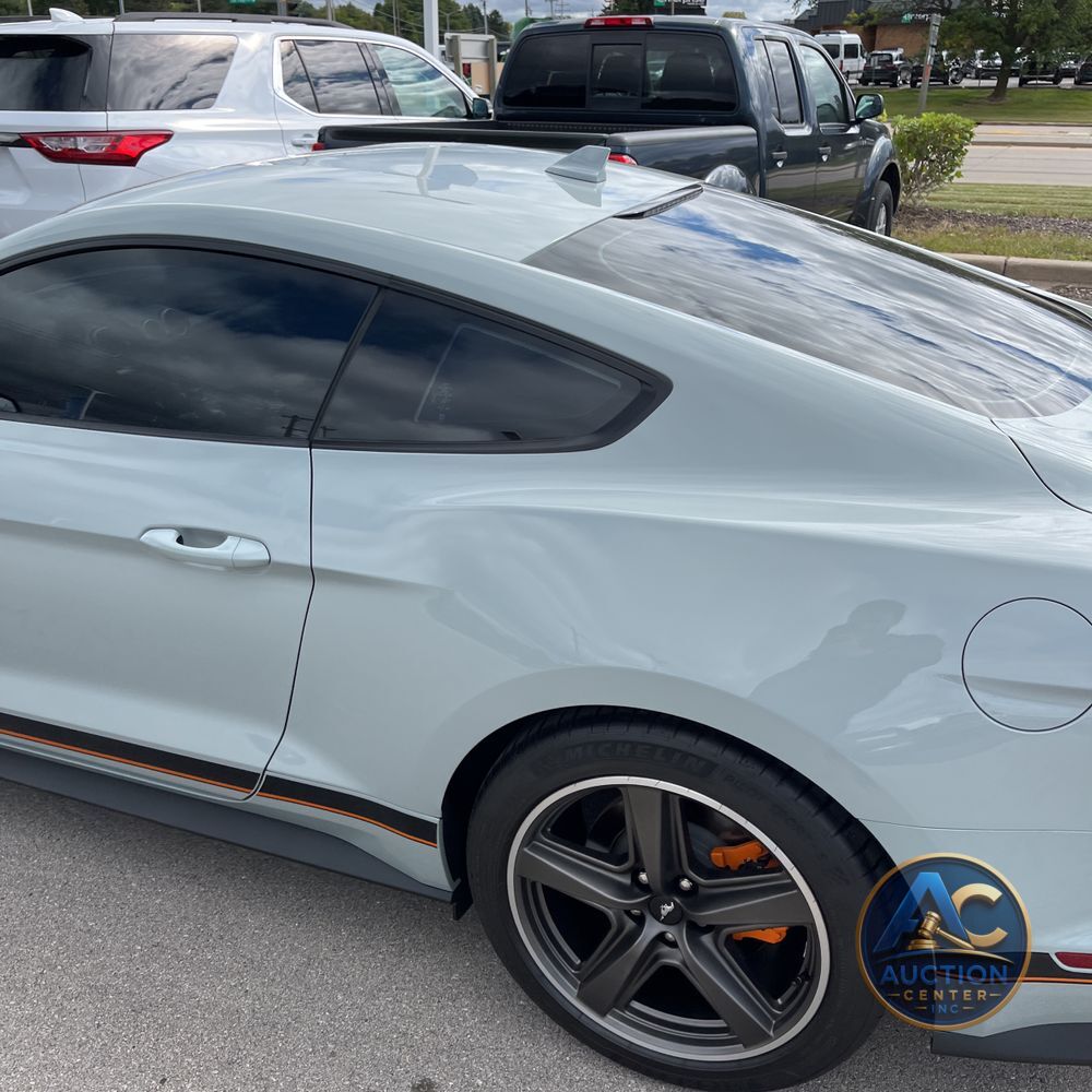 2022 Ford Mustang Mach 1