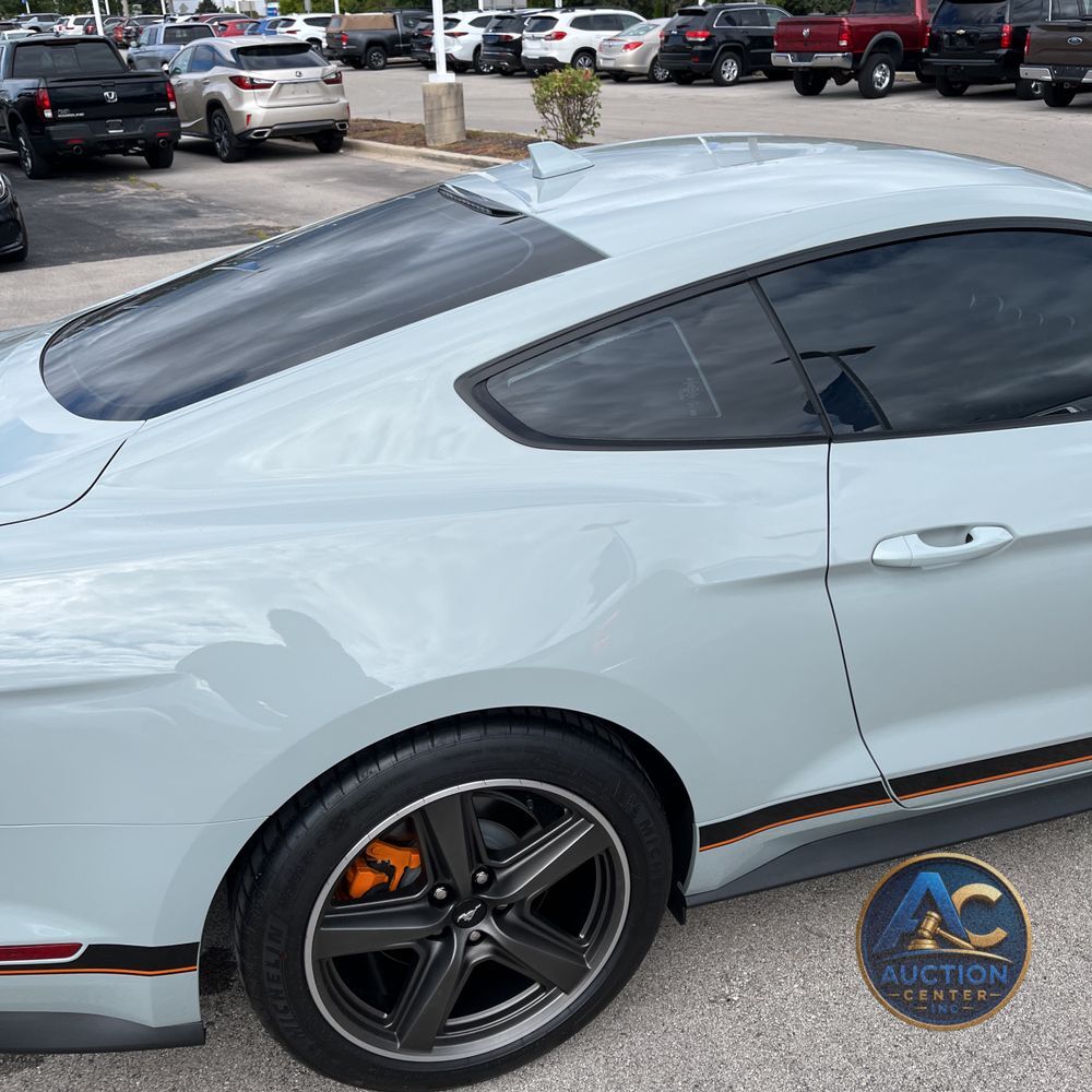 2022 Ford Mustang Mach 1