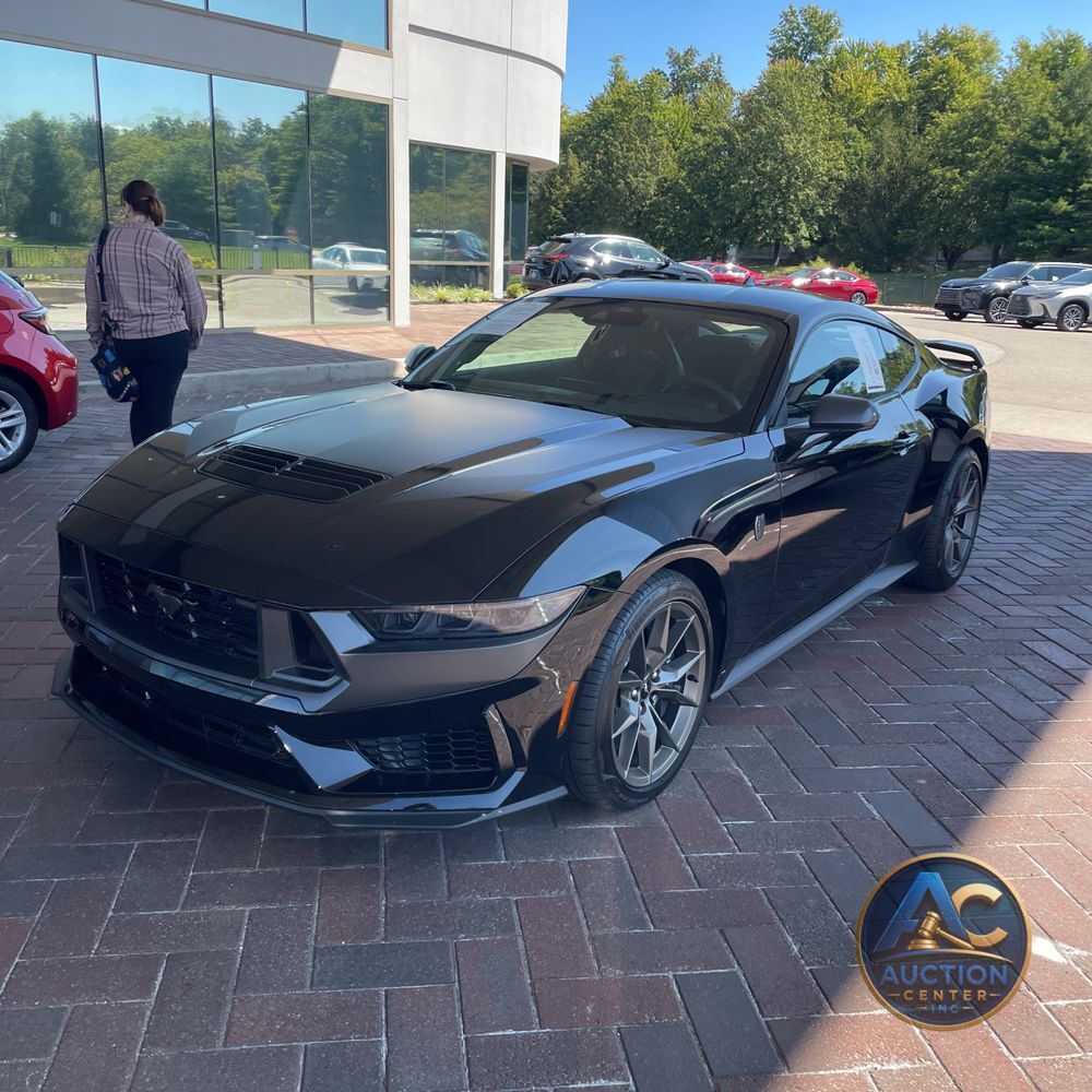2024 Ford Mustang Dark Horse