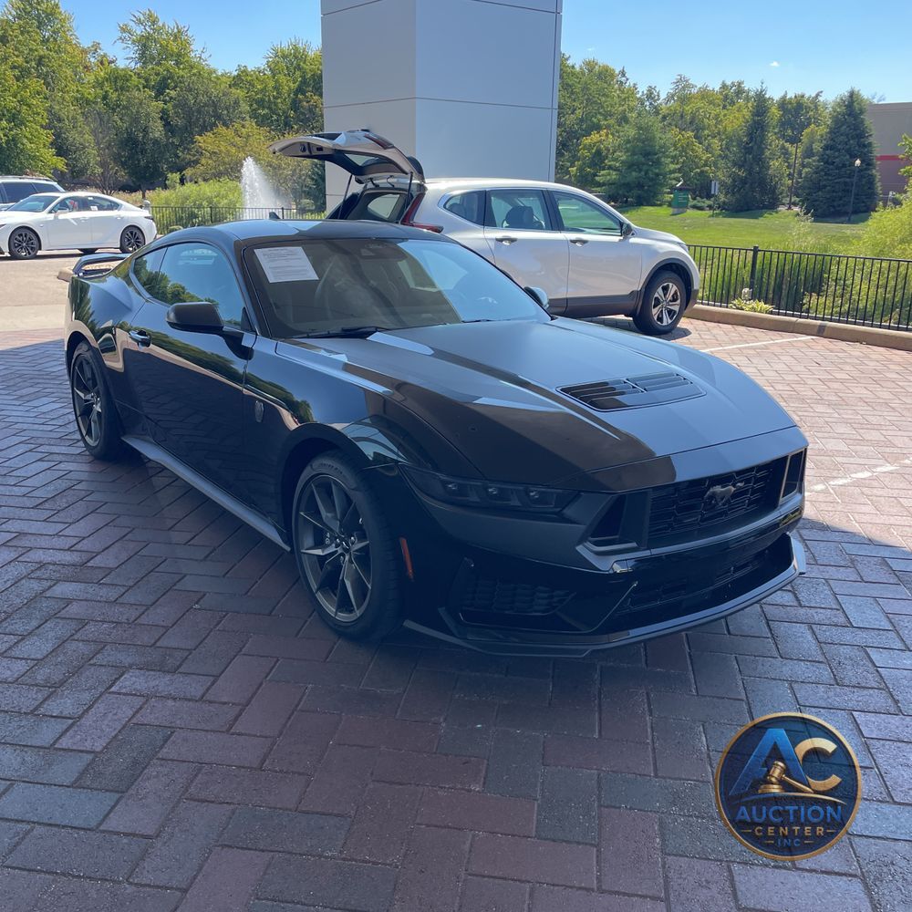 2024 Ford Mustang Dark Horse
