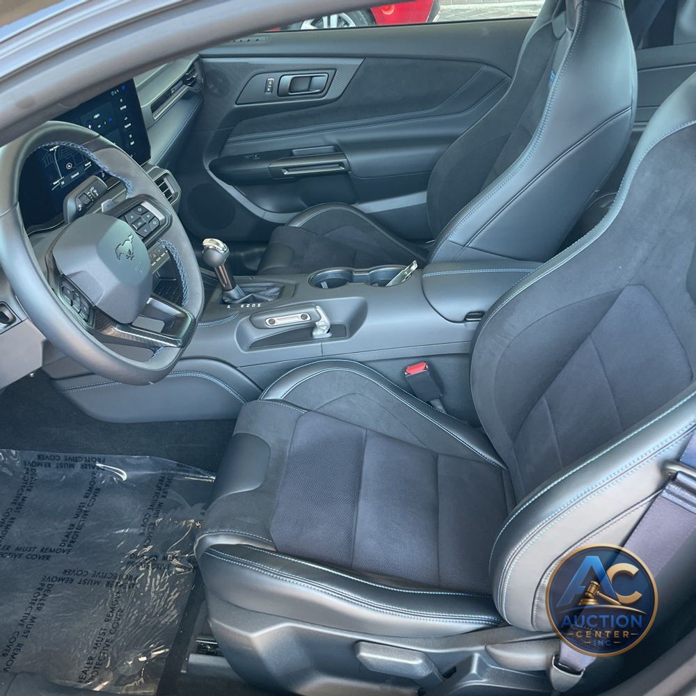2024 Ford Mustang Dark Horse