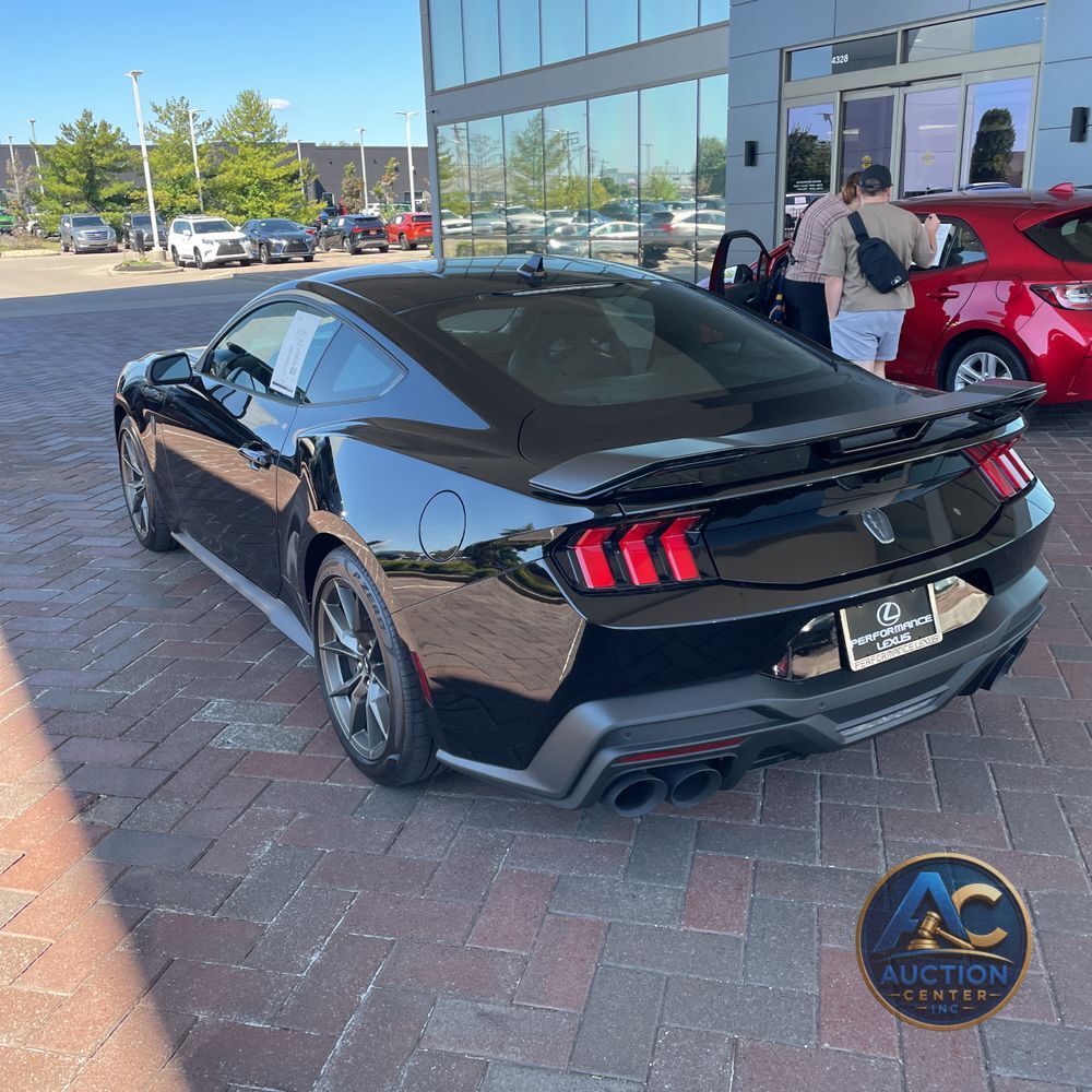 2024 Ford Mustang Dark Horse