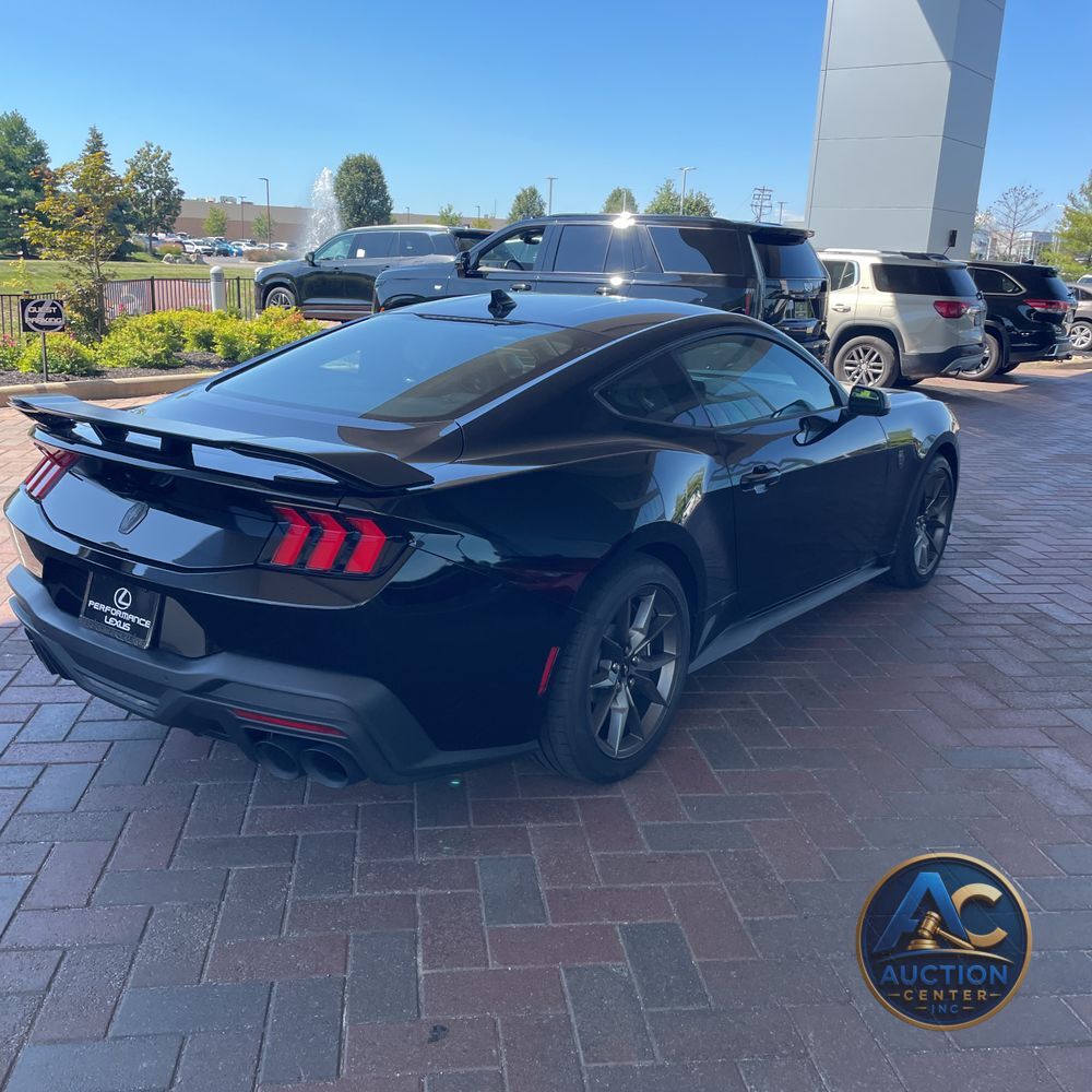 2024 Ford Mustang Dark Horse