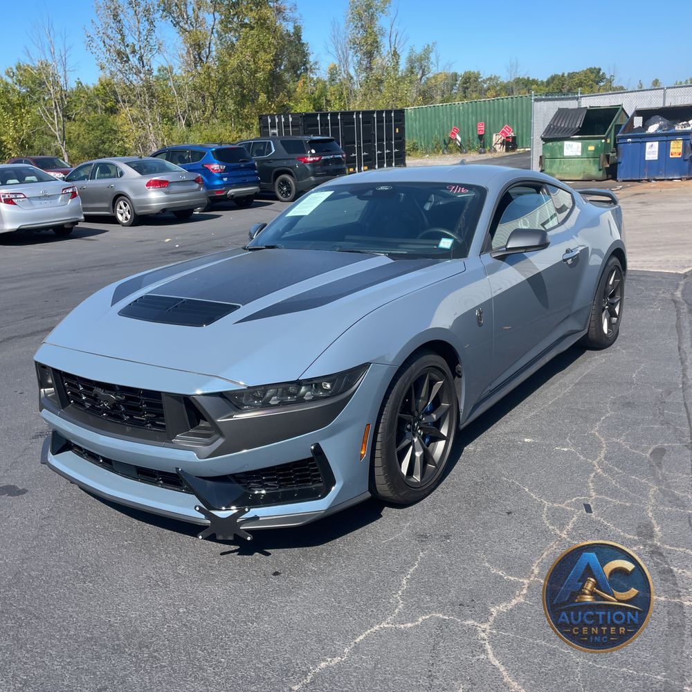 2024 Ford Mustang Dark Horse