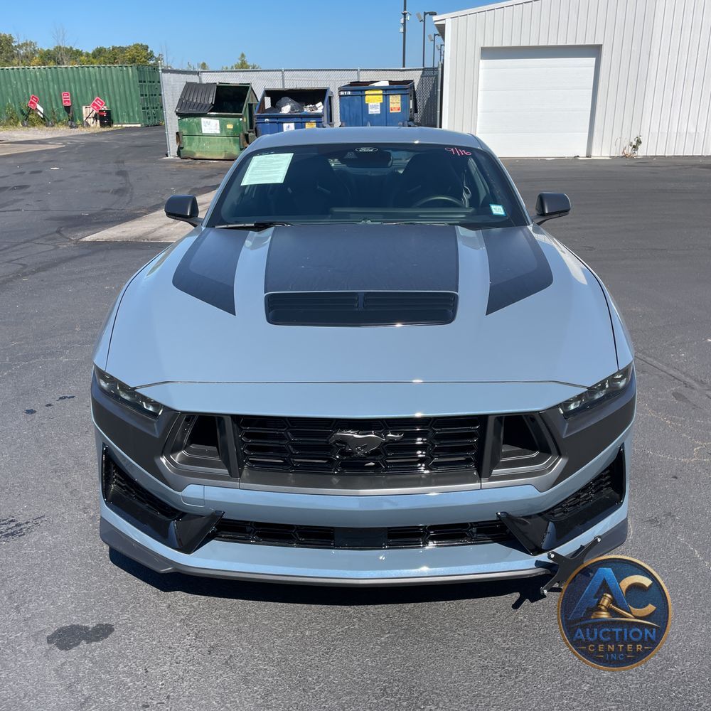 2024 Ford Mustang Dark Horse