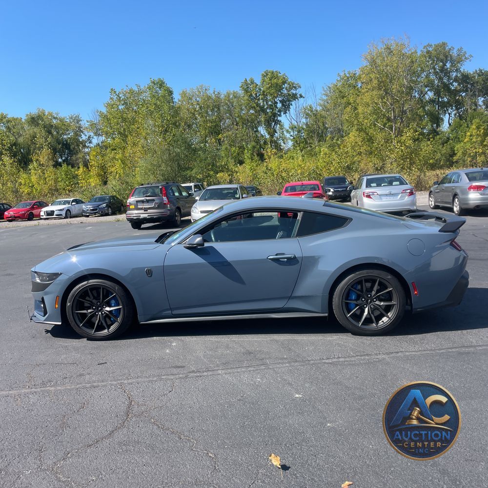 2024 Ford Mustang Dark Horse