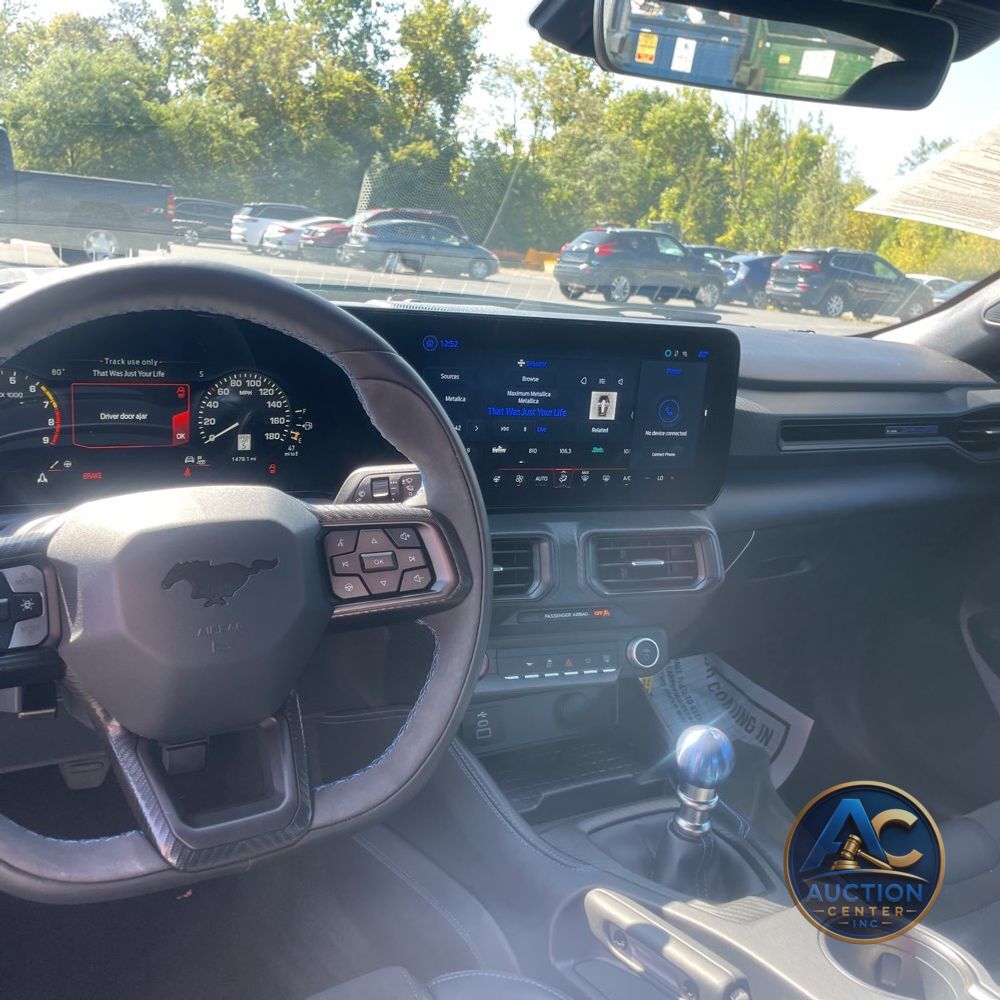 2024 Ford Mustang Dark Horse