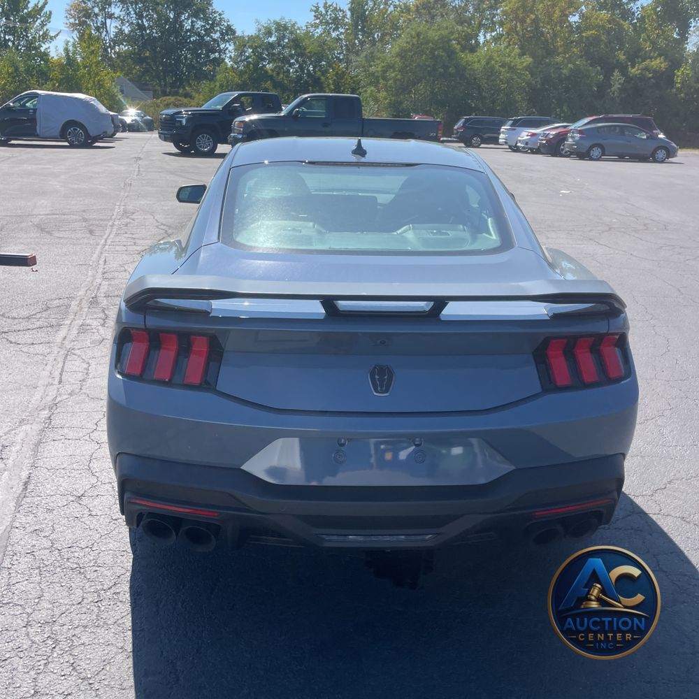 2024 Ford Mustang Dark Horse