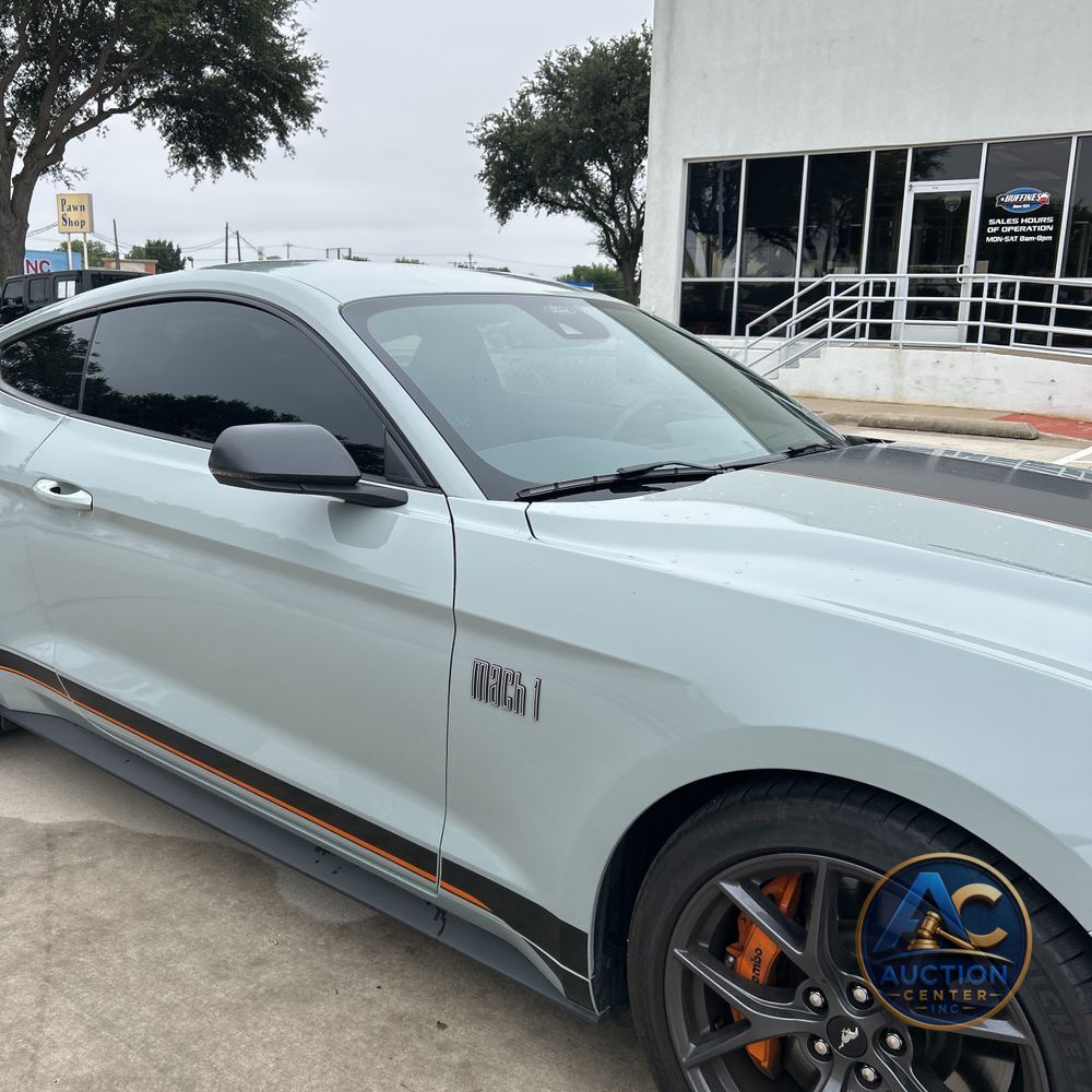 2022 Ford Mustang Mach 1