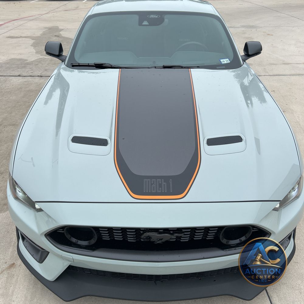 2022 Ford Mustang Mach 1