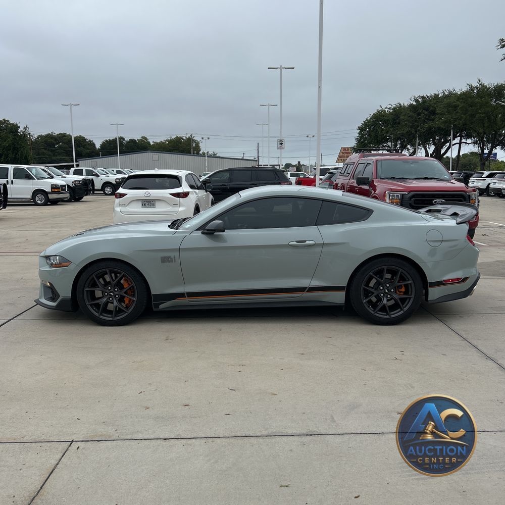 2022 Ford Mustang Mach 1