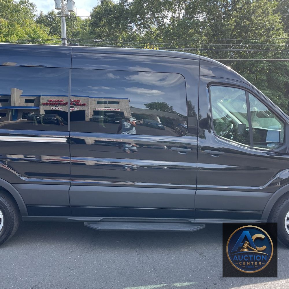 2025 Ford Transit 350 XLT