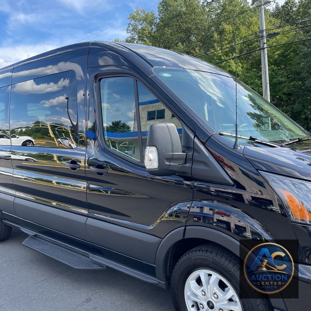 2025 Ford Transit 350 XLT