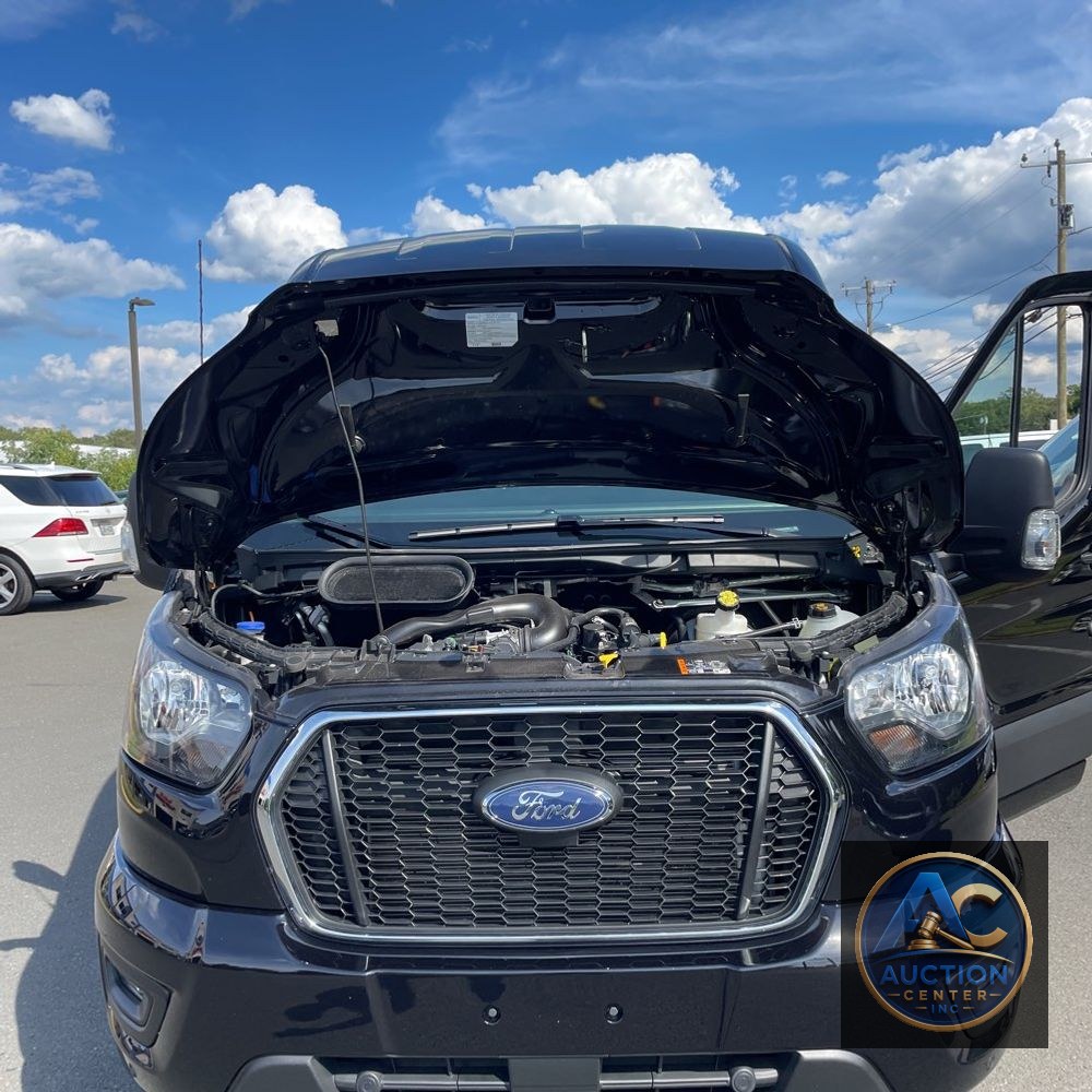 2025 Ford Transit 350 XLT