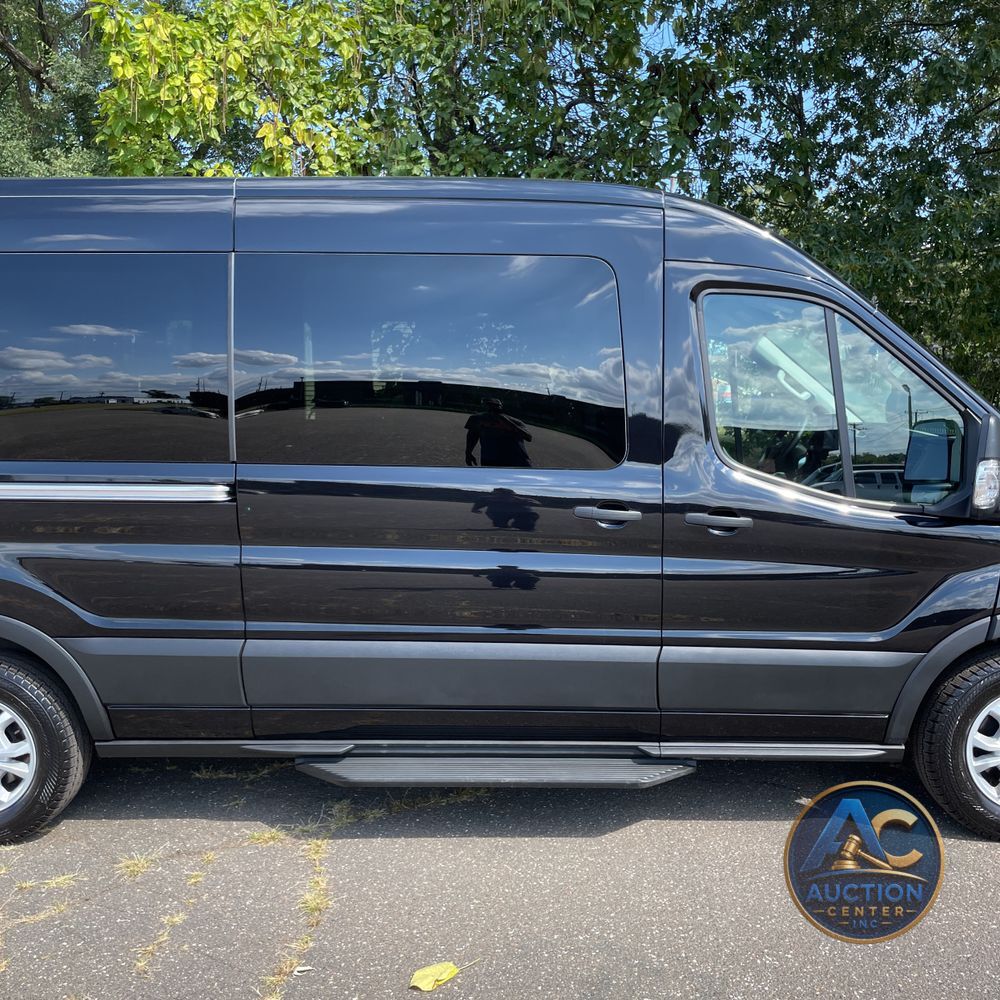 2025 Ford Transit 350 XLT