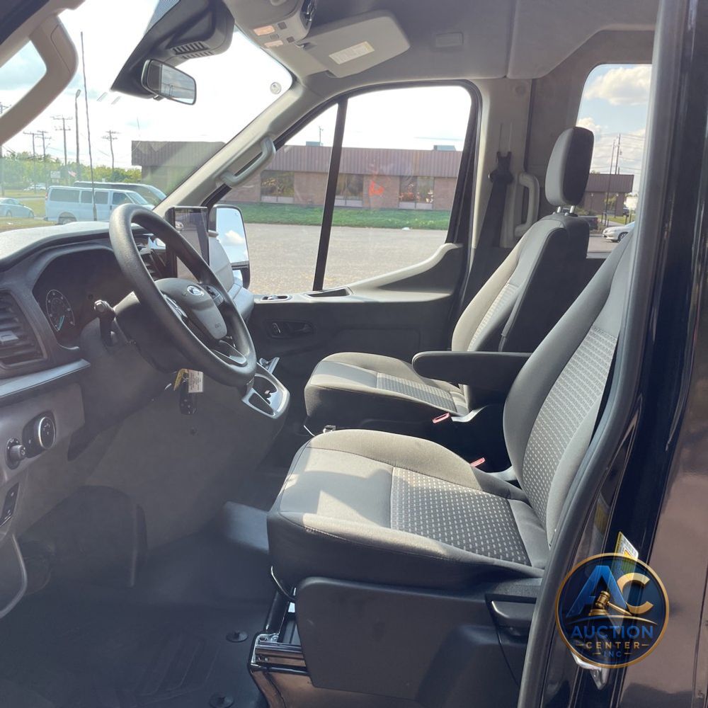 2025 Ford Transit 350 XLT