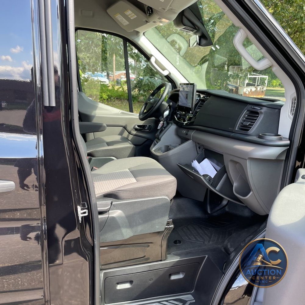 2025 Ford Transit 350 XLT