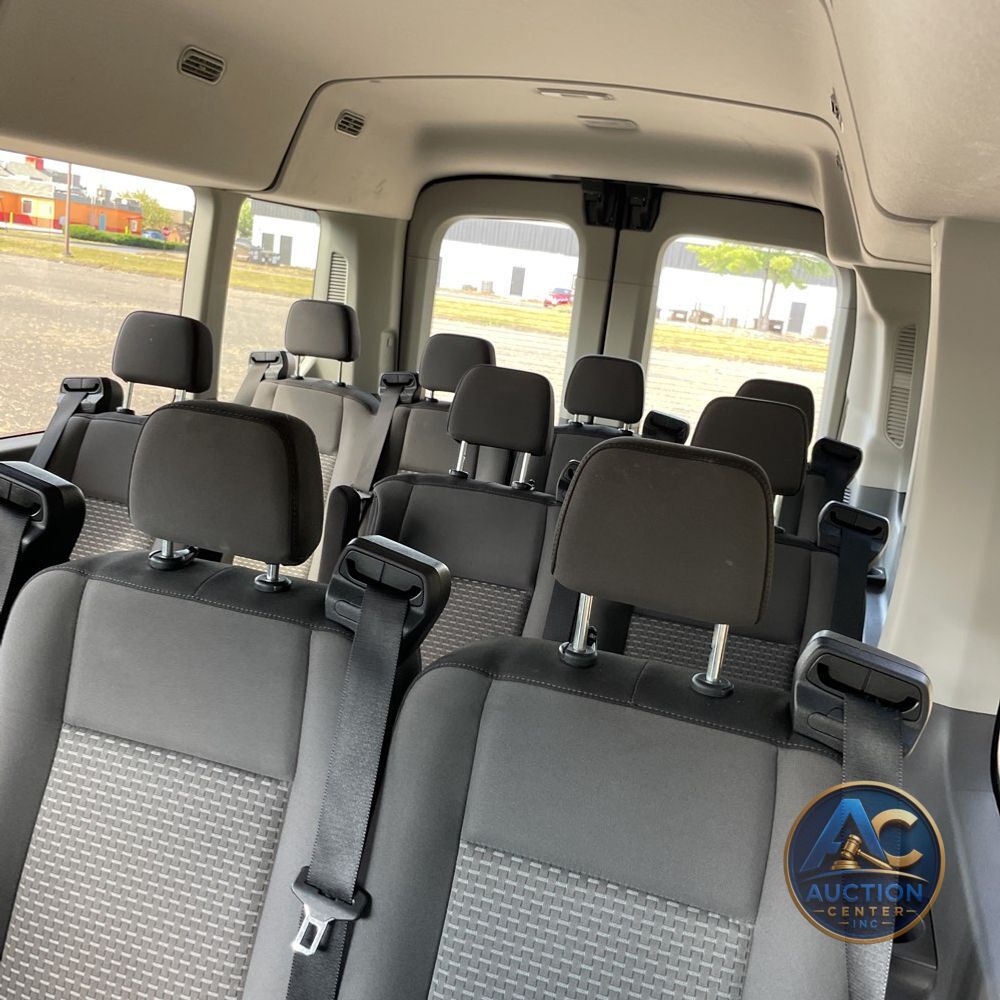 2025 Ford Transit 350 XLT