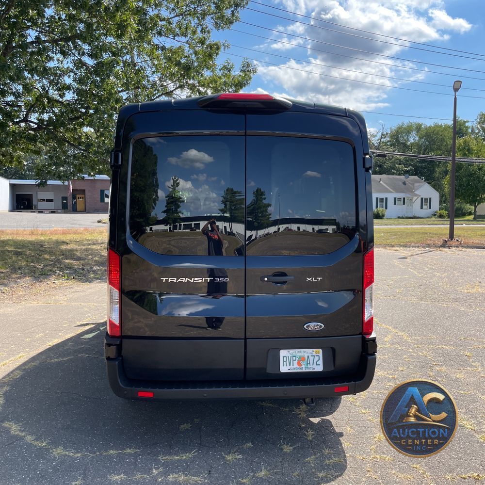 2025 Ford Transit 350 XLT