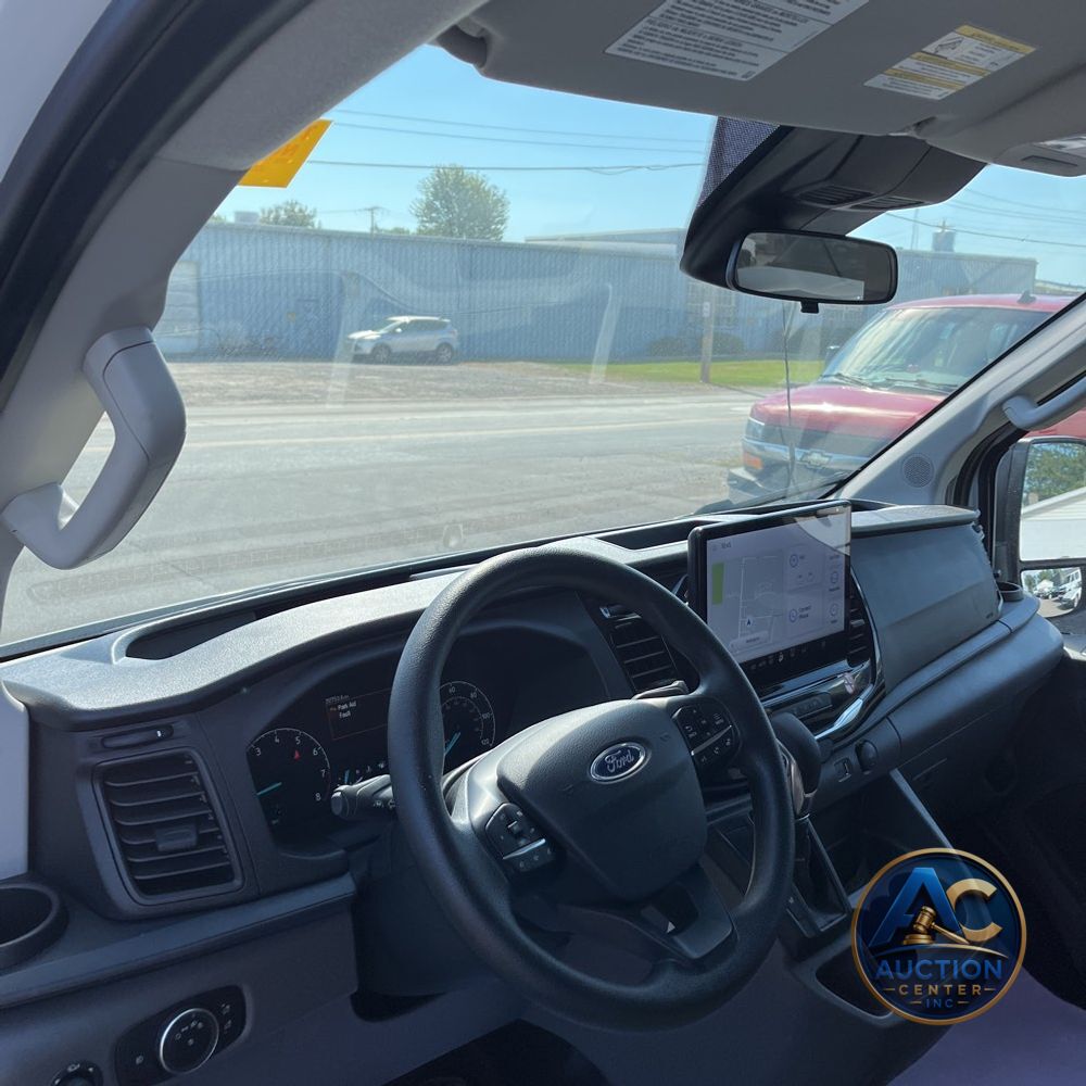 2024 Ford Transit 350 XLT