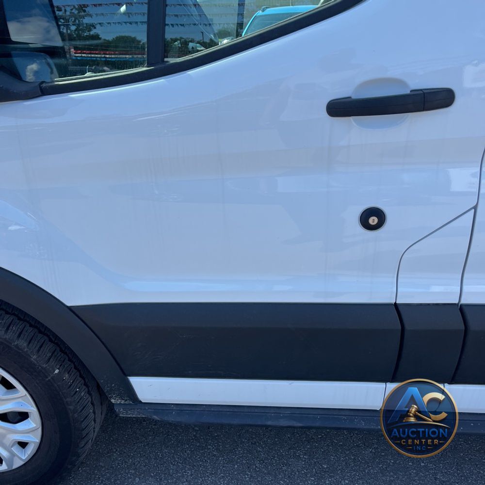 2024 Ford Transit 350 XLT