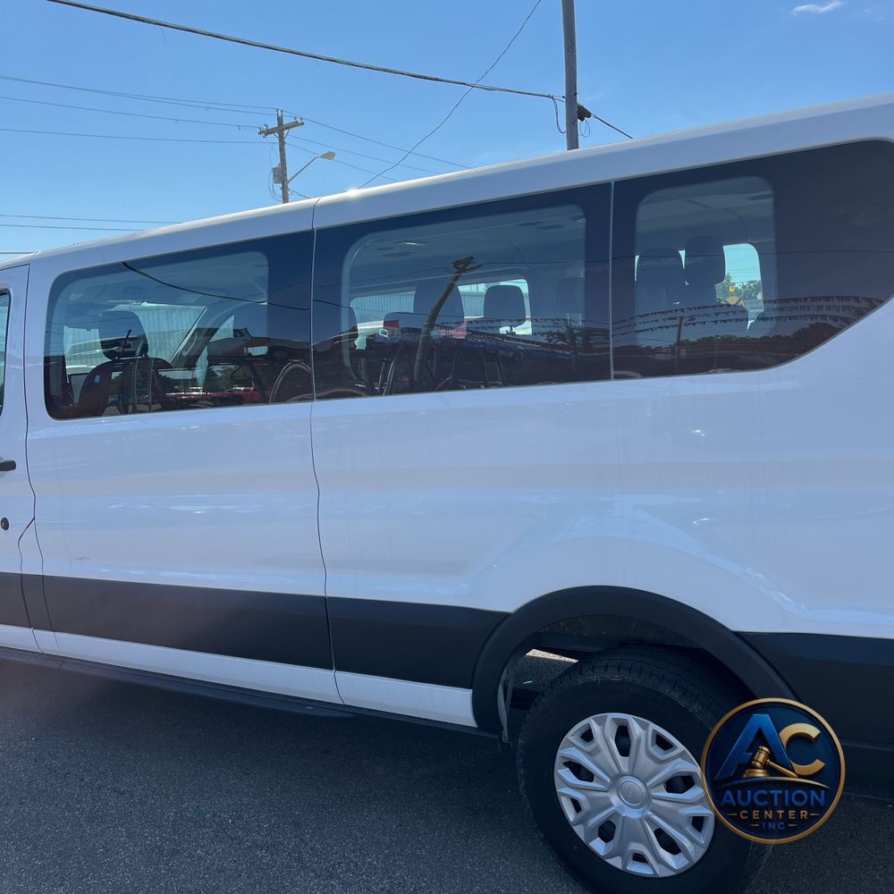 2024 Ford Transit 350 XLT
