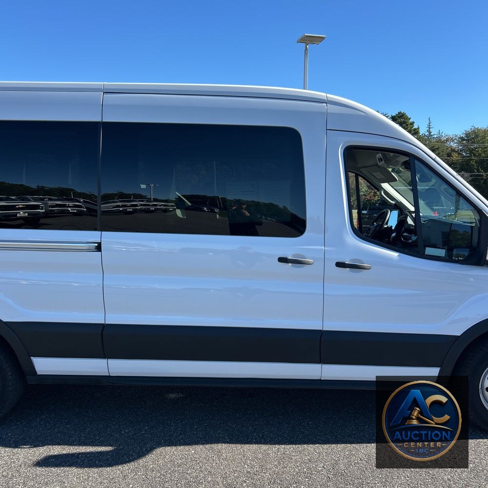 2024 Ford Transit 350 XLT