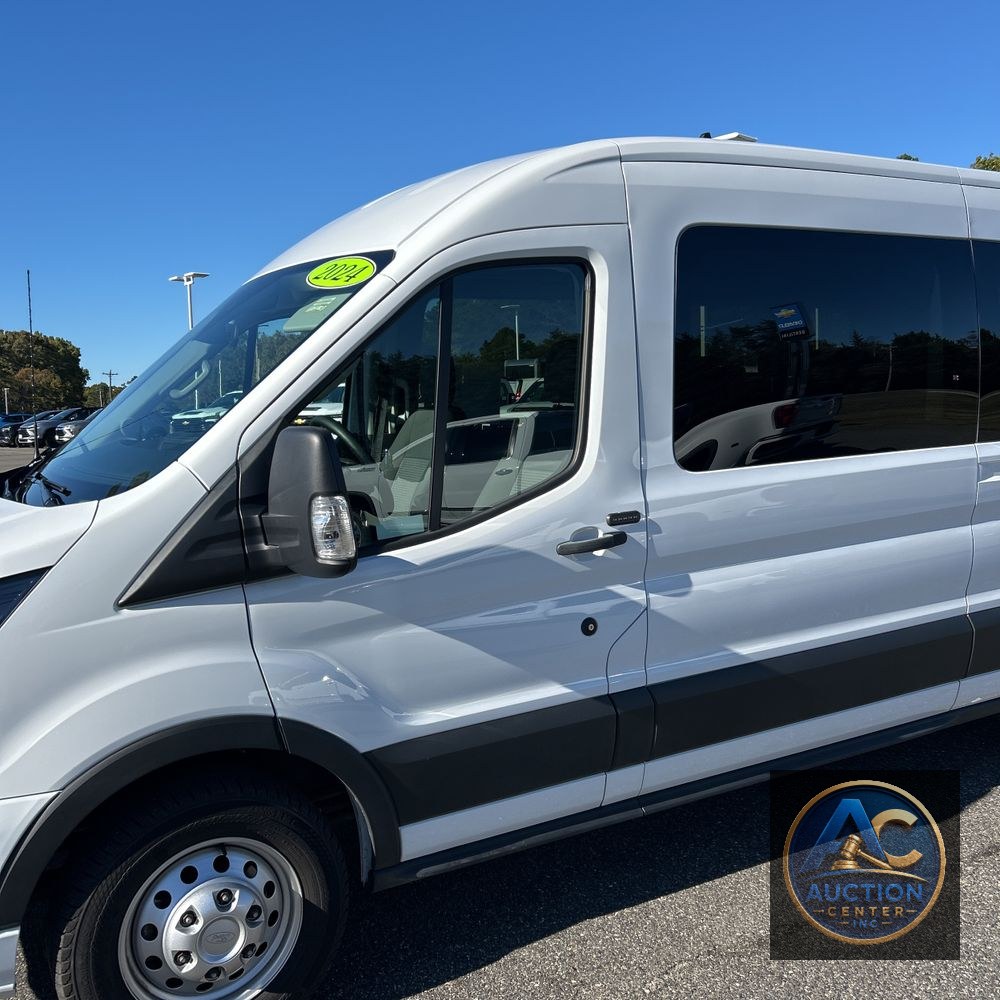 2024 Ford Transit 350 XLT