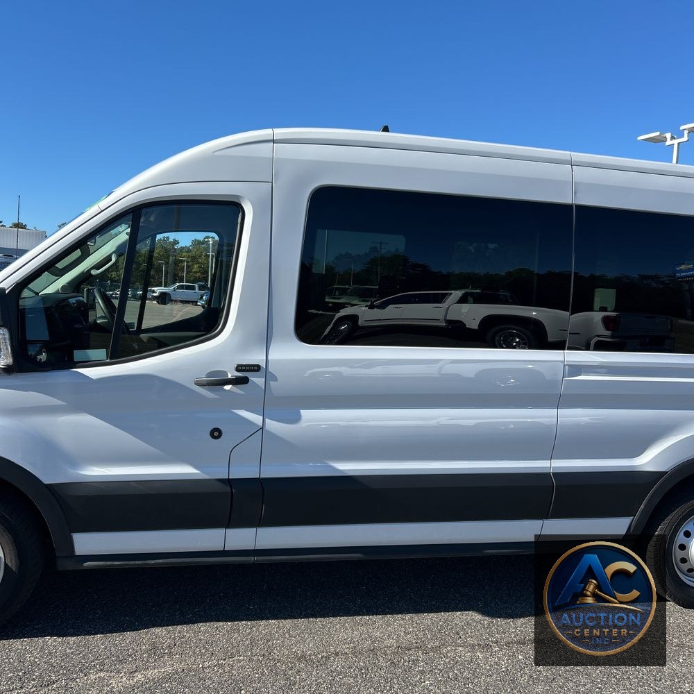 2024 Ford Transit 350 XLT