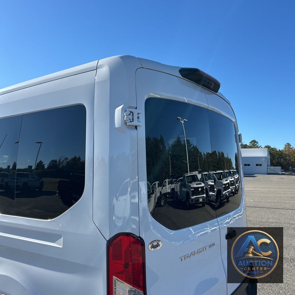 2024 Ford Transit 350 XLT
