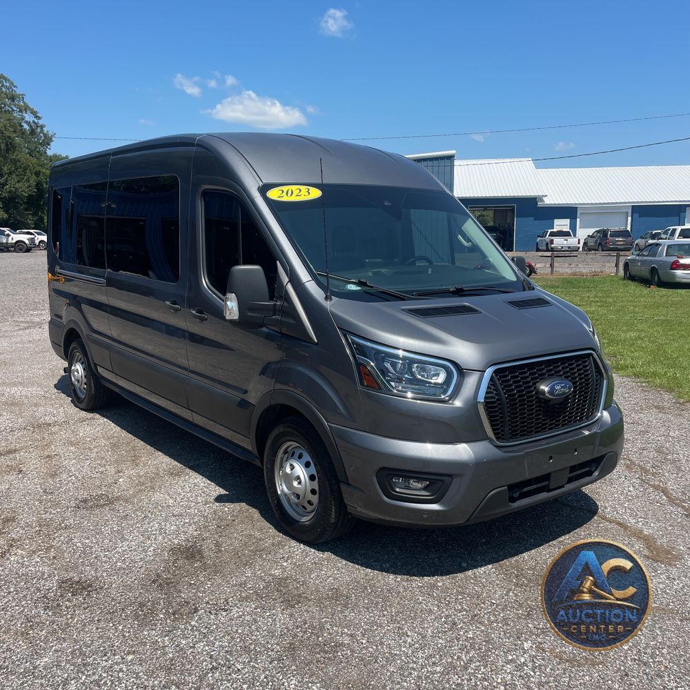 2023 Ford Transit 350 XLT