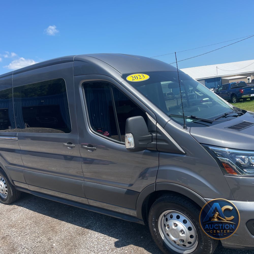 2023 Ford Transit 350 XLT