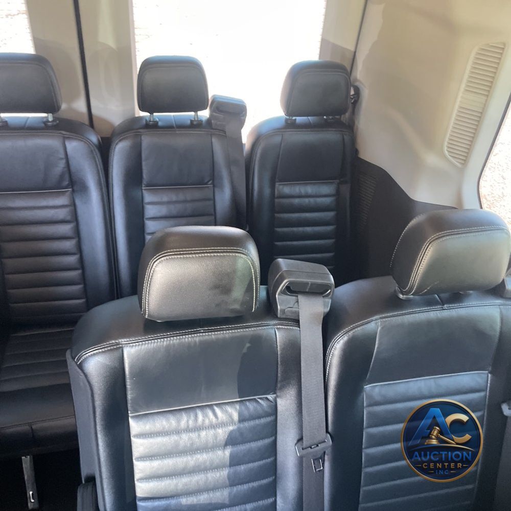 2023 Ford Transit 350 XLT
