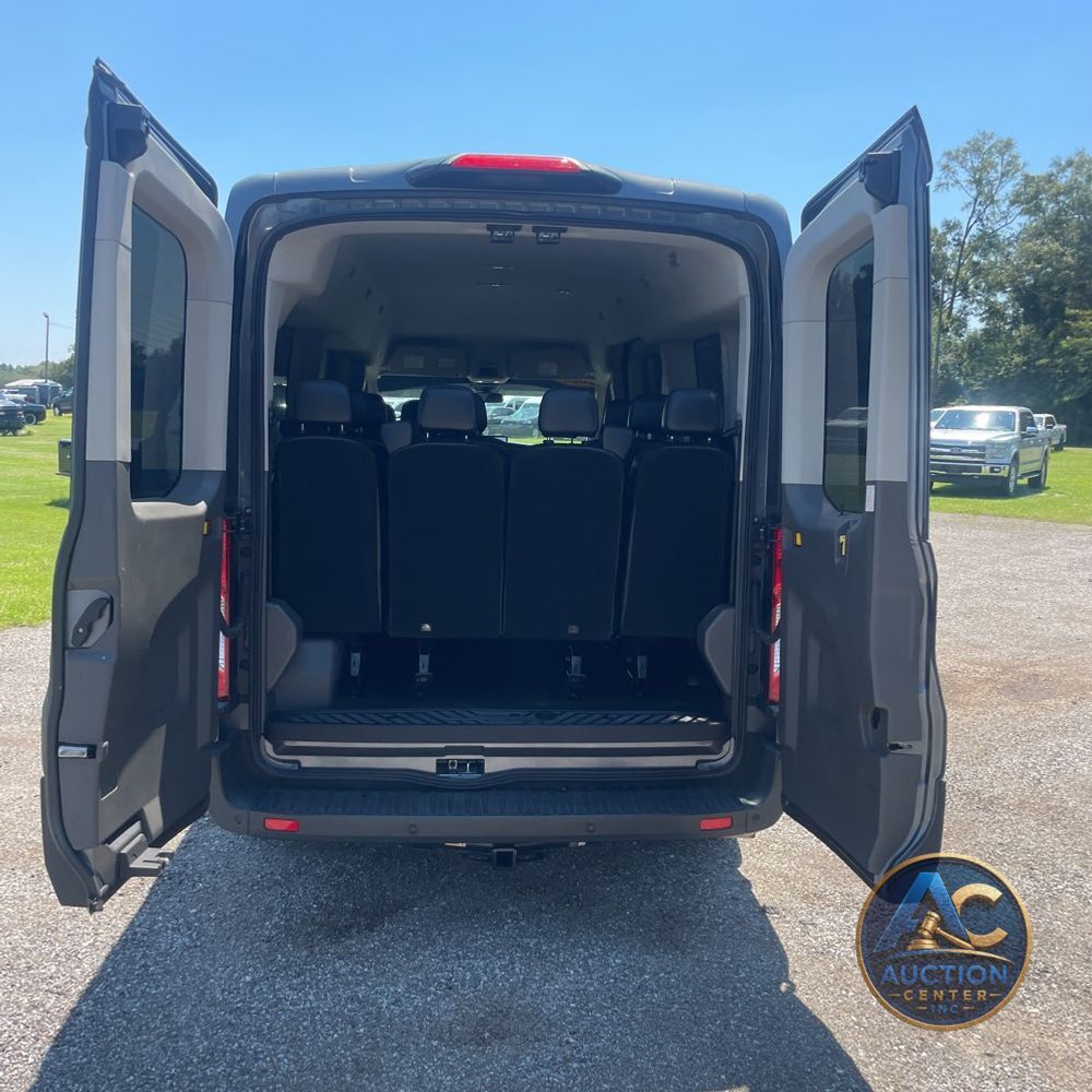 2023 Ford Transit 350 XLT